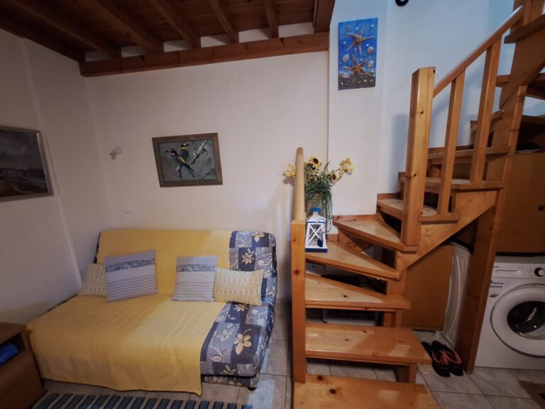 Agiokampos - Maisonette, House