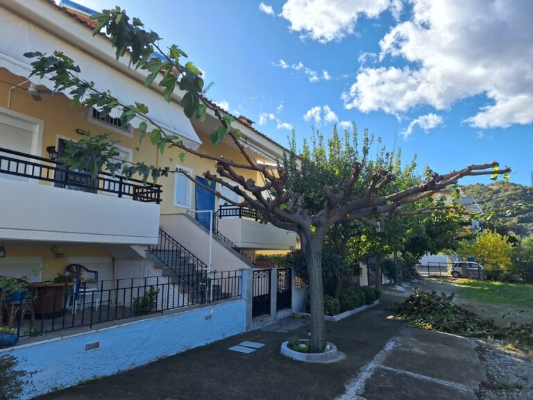 Agiokampos - Maisonette, House