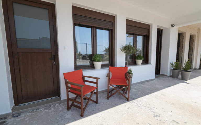 AmicoSuites-Taupe_Nea-Moudania-Chalkidiki