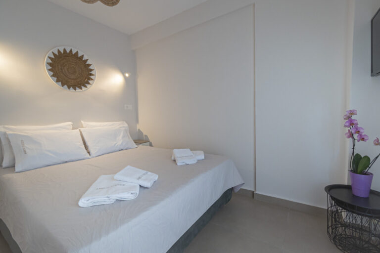 AmicoSuites-Taupe_Nea-Moudania-Chalkidiki