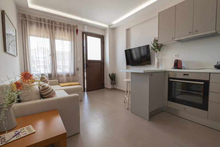 AmicoSuites-Taupe_Nea-Moudania-Chalkidiki