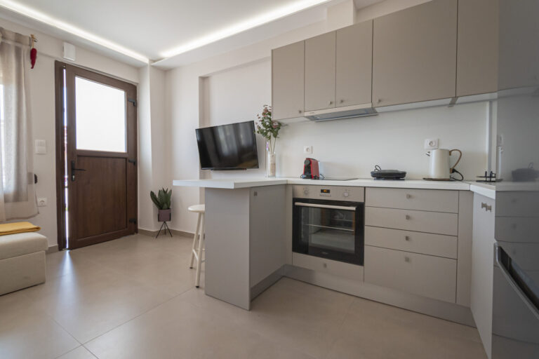 AmicoSuites-Taupe_Nea-Moudania-Chalkidiki