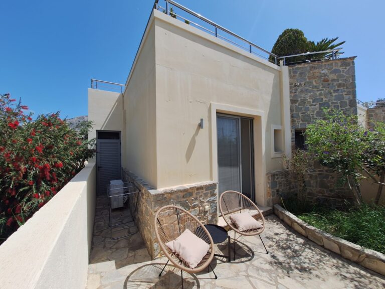 A-year-round-bungalow_in-southern-Crete