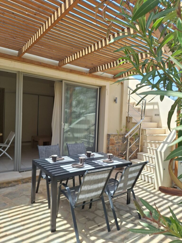 A-year-round-bungalow_in-southern-Crete