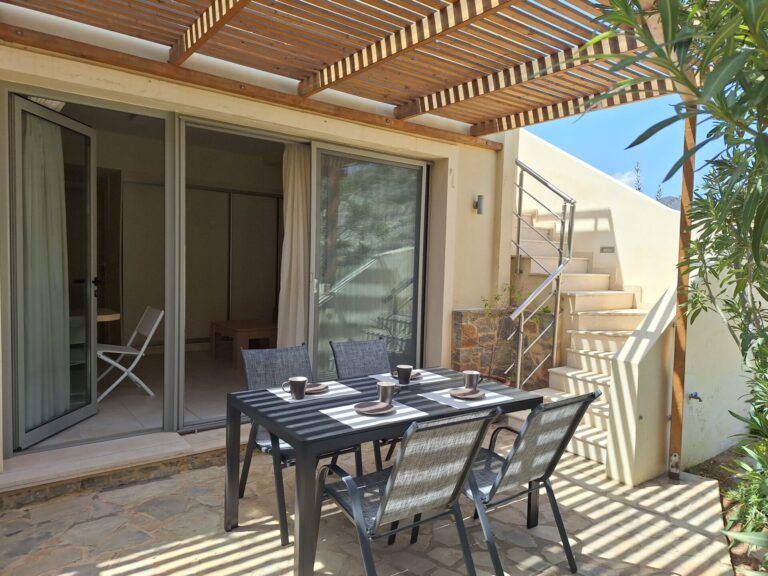 A-year-round-bungalow_in-southern-Crete